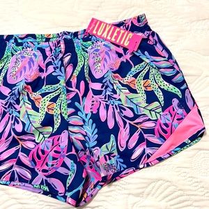 Lilly Pulitzer Athletic shorts. Size M. NWT